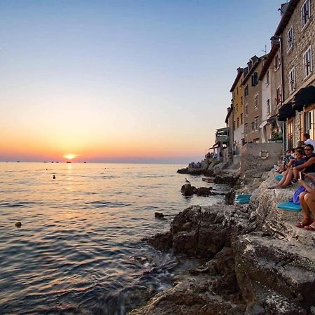 Apartment Matteotti 199 Rovinj Bagian luar foto