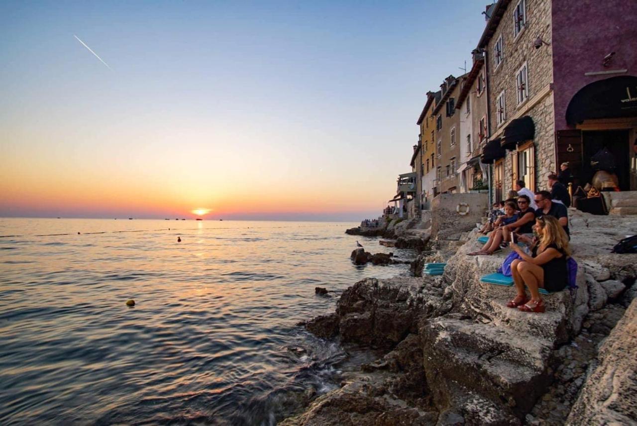 Apartment Matteotti 199 Rovinj Bagian luar foto