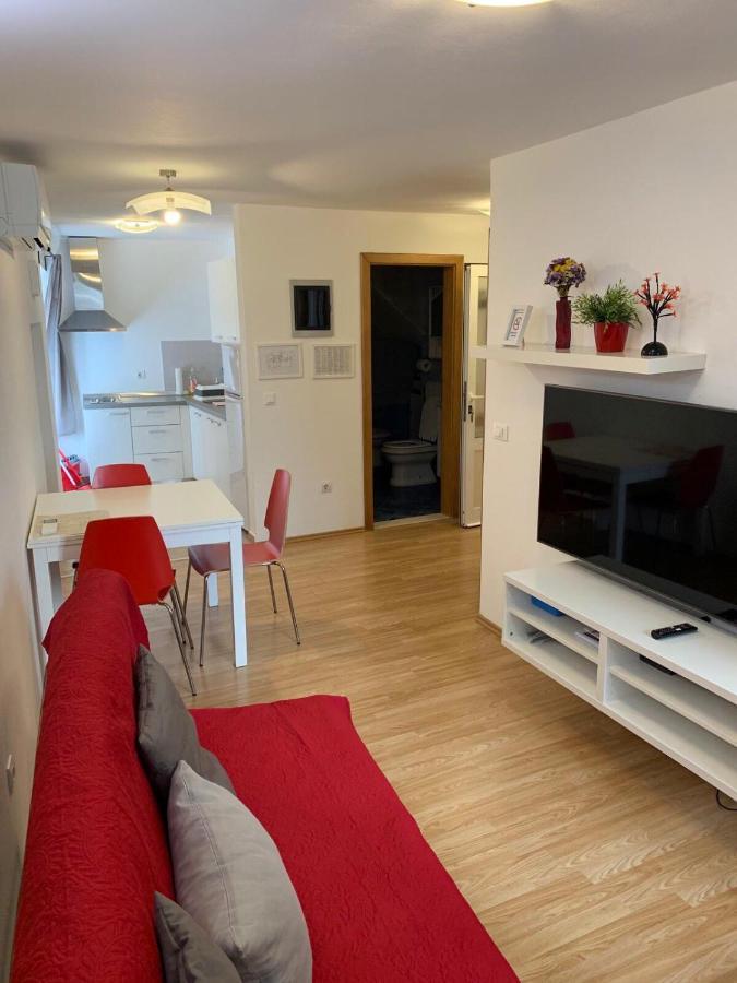 Apartment Matteotti 199 Rovinj Bagian luar foto
