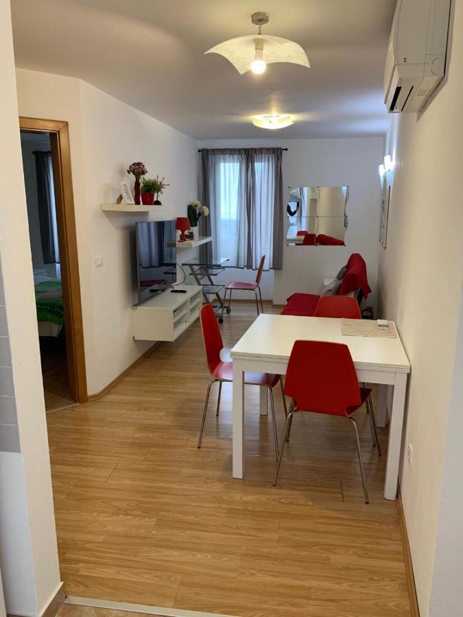 Apartment Matteotti 199 Rovinj Bagian luar foto