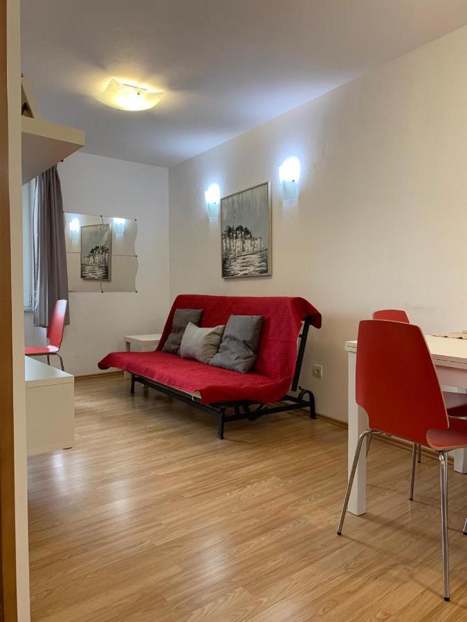 Apartment Matteotti 199 Rovinj Bagian luar foto